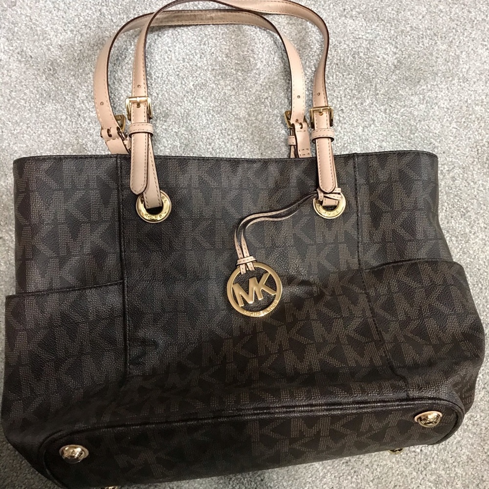 Michael Kors purse